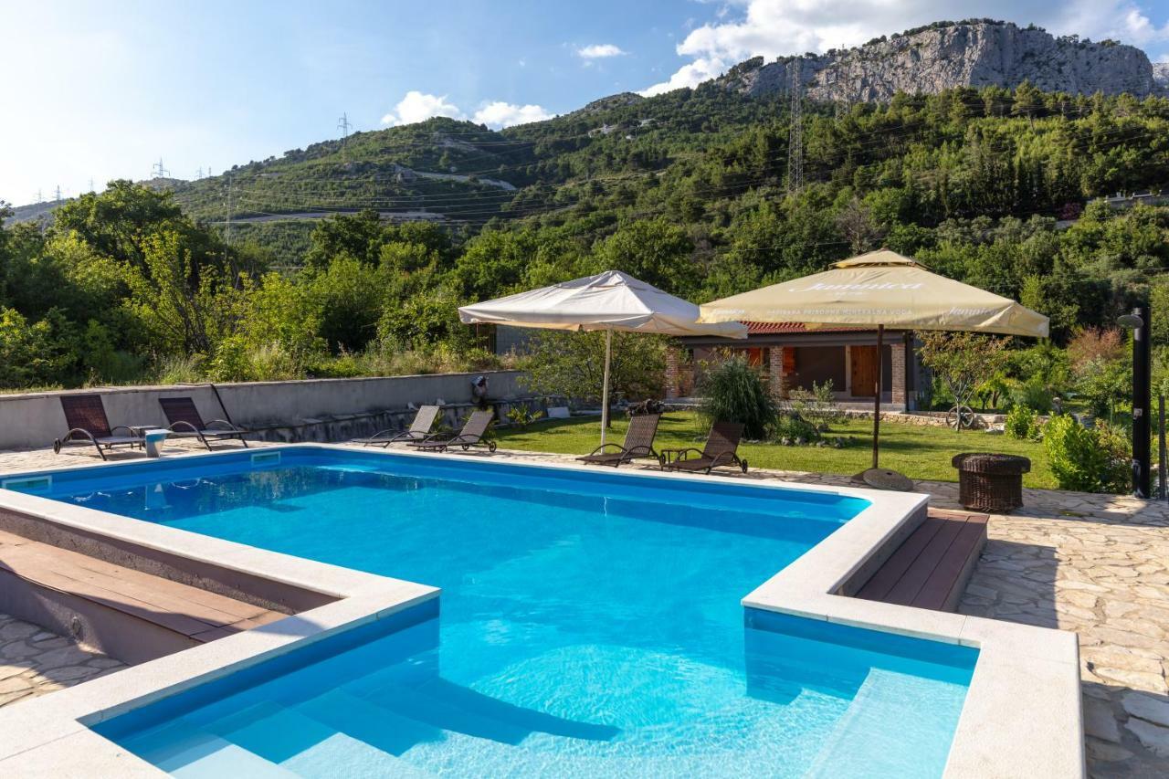 Apartments Bubalo Omis Exterior photo